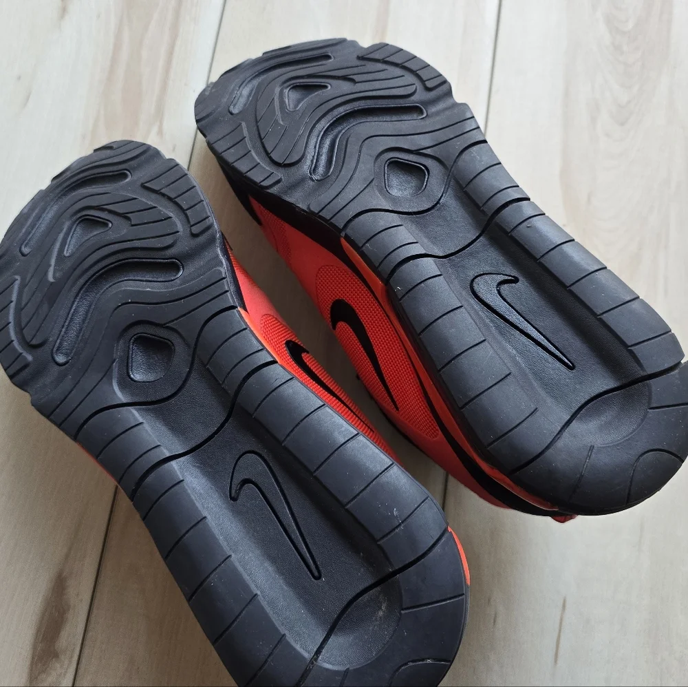 Nike Air Max 200 Black Habanero Red AQ2568-600